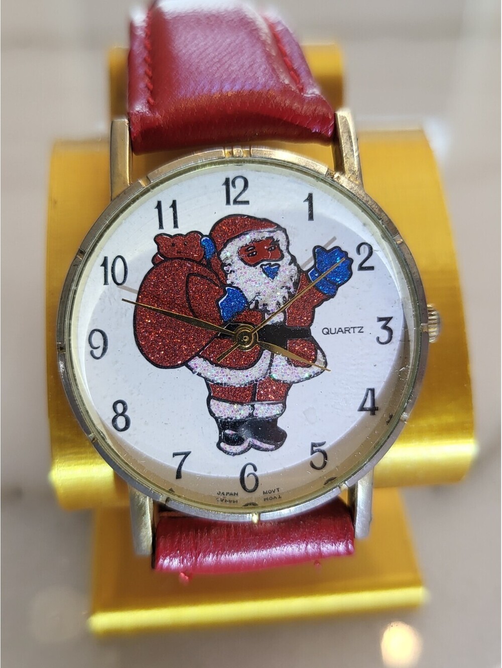 Santa Clause Christmas Watch Quartz Gold Tone Red Leather Band New Battery